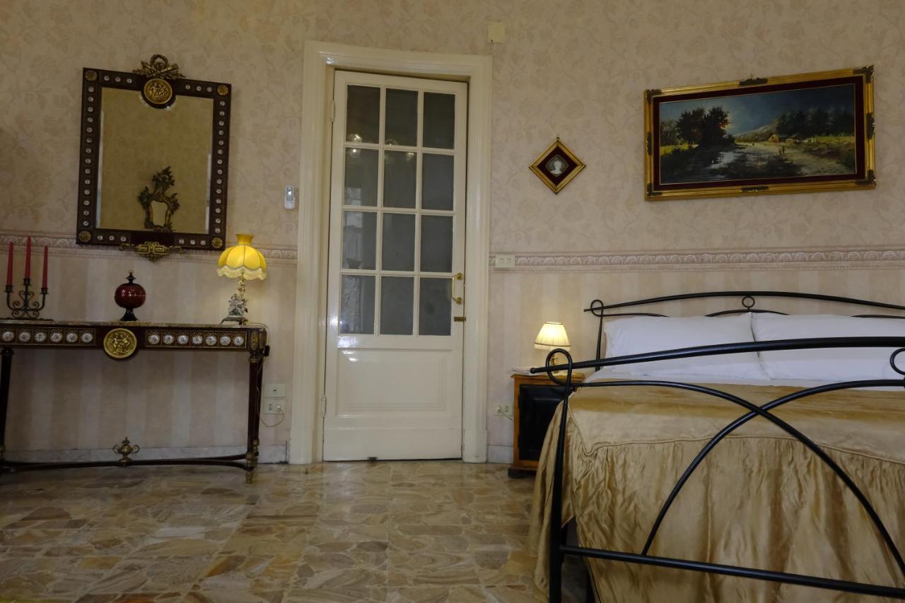 Palazzo Vitrano - Tourist Apartment CTA Eksteriør bilde