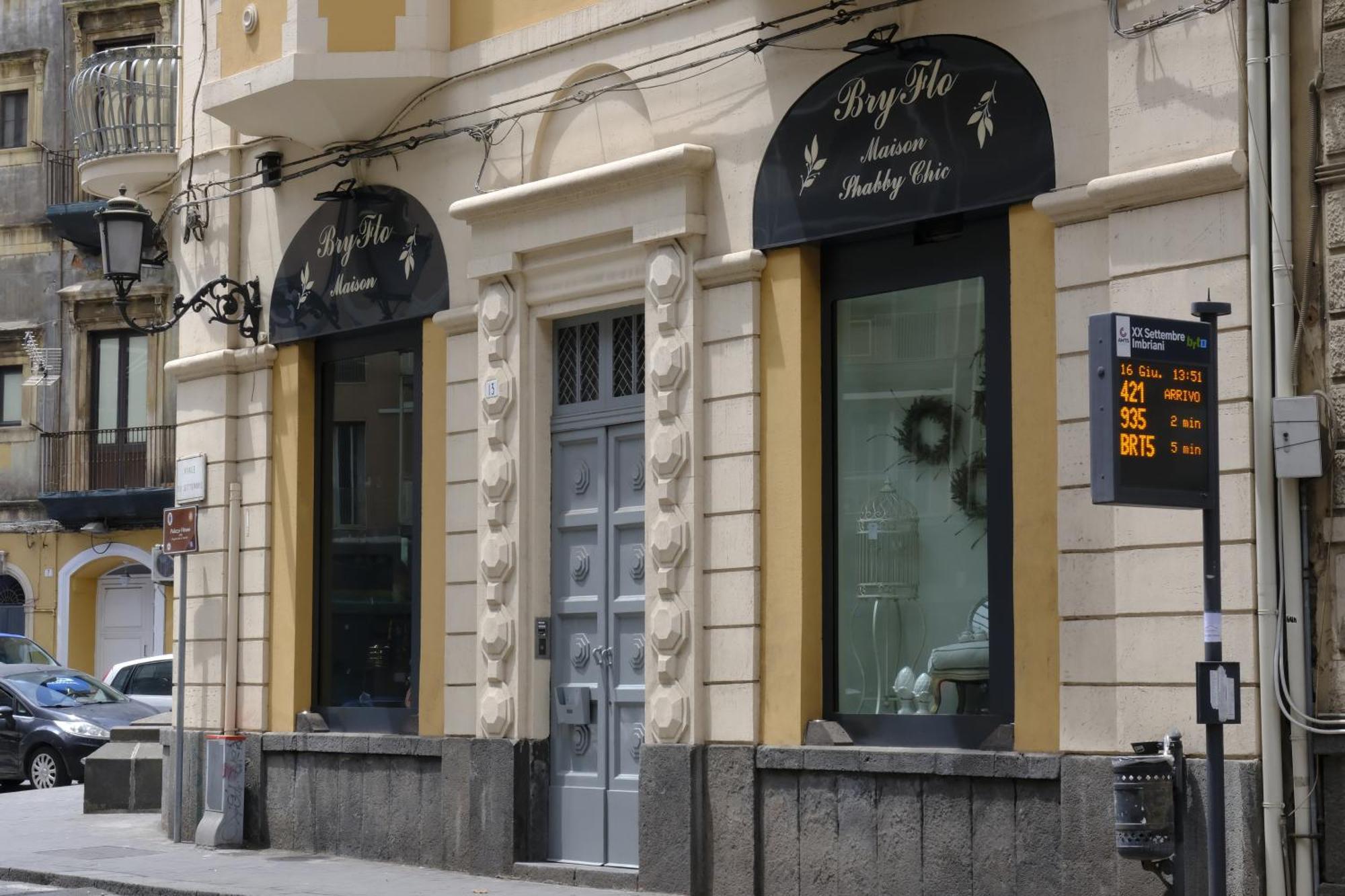 Palazzo Vitrano - Tourist Apartment CTA Eksteriør bilde